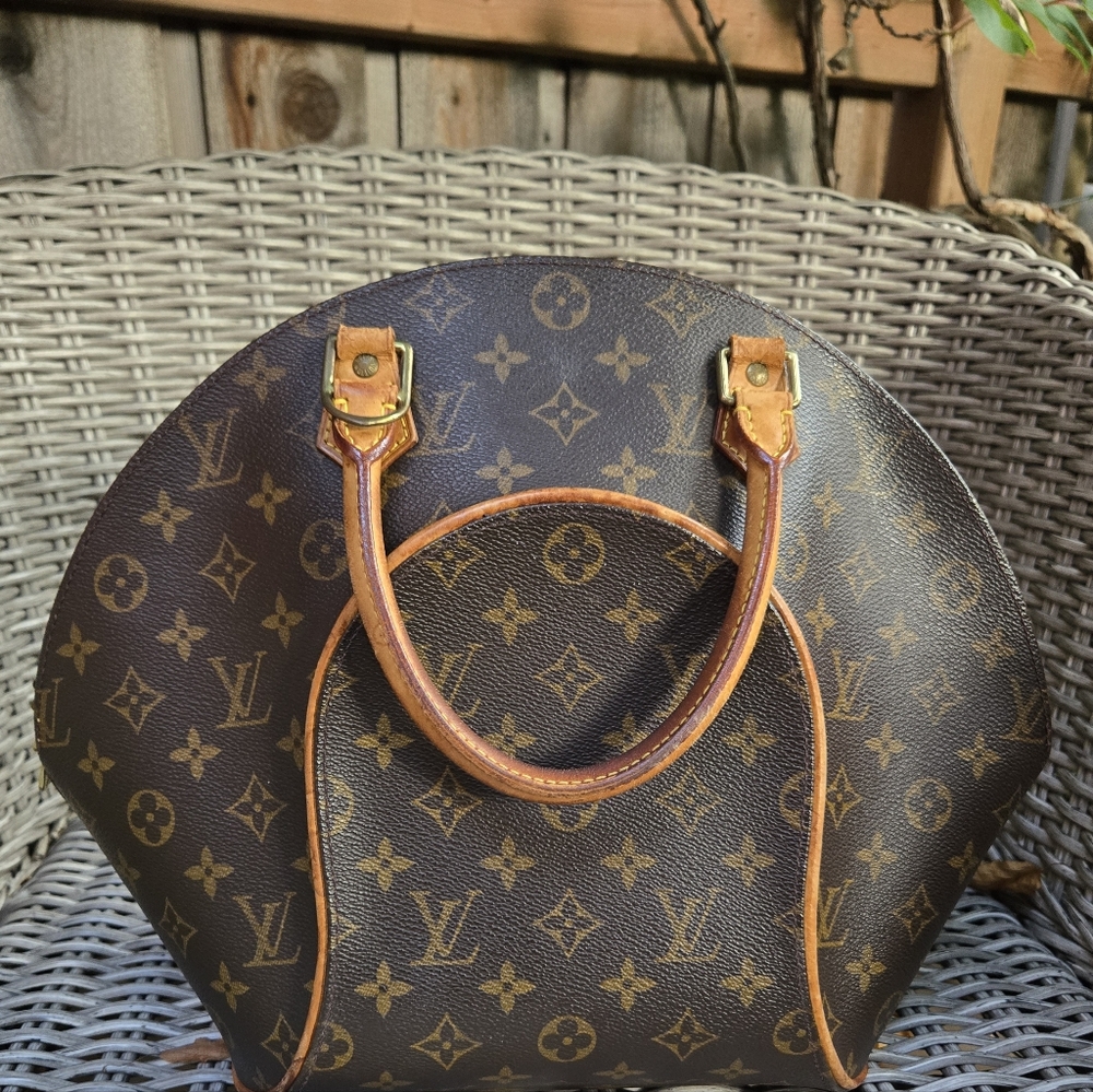 LOUIS VUITTON MONOGRAM ELLIPSE PM - Picture 3 of 10